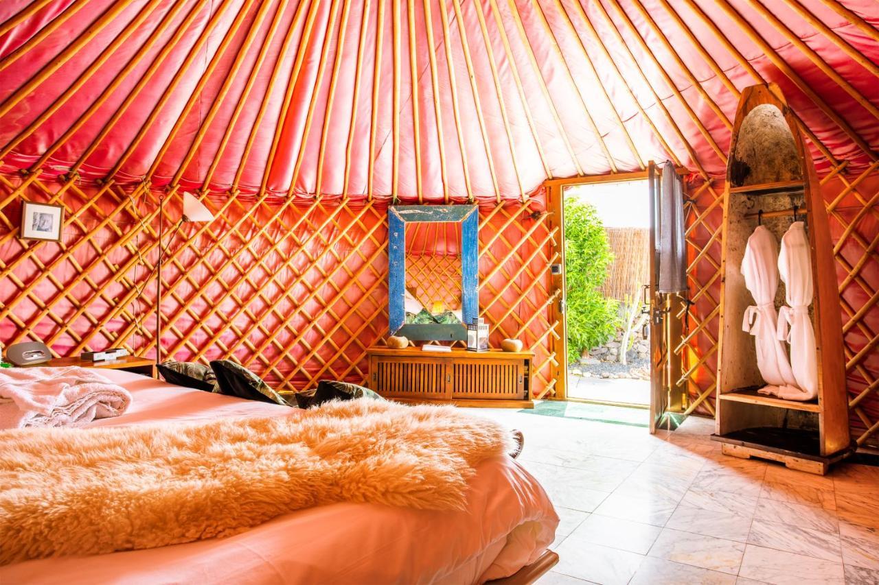 Finca De Arrieta Village - Yurts And Stone Cottages - Shared Pool - Walking Distance To Arrieta Beach - Eco Friendly Табайеско Экстерьер фото