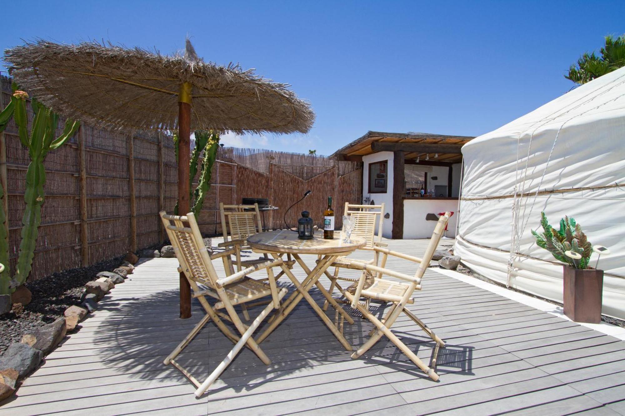 Finca De Arrieta Village - Yurts And Stone Cottages - Shared Pool - Walking Distance To Arrieta Beach - Eco Friendly Табайеско Экстерьер фото